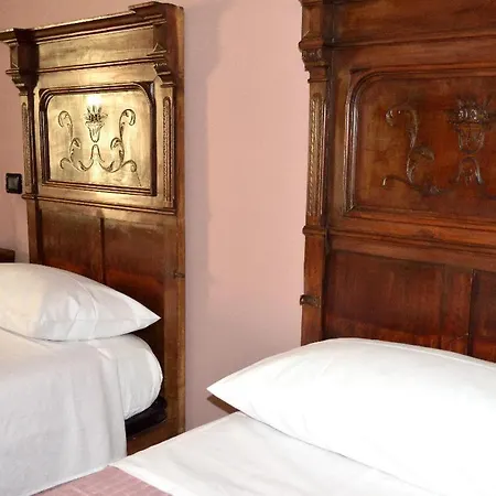 Cascina Sortina Bed & Breakfast Treville